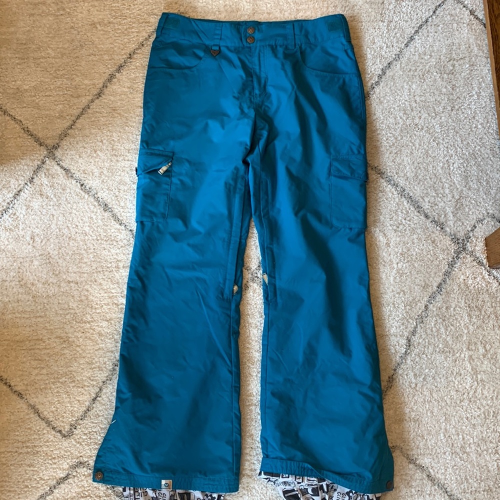 Women’s ski pants (Roxy)